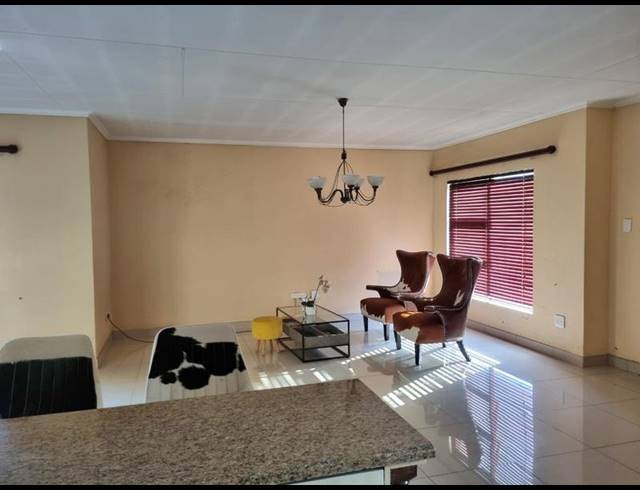 3 BEDROOM HOUSE FOR SALE IN HELDERWYK